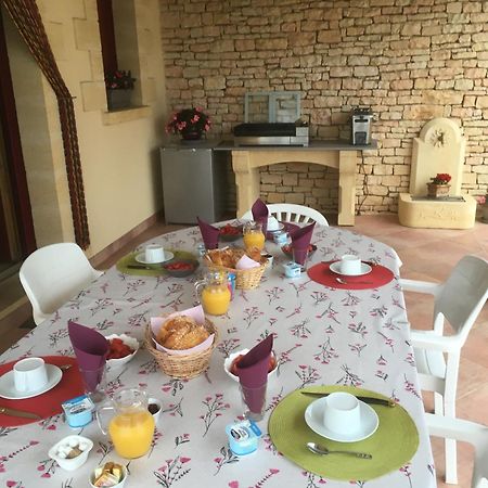 Bed and Breakfast Chez Bernadette Et Victor Вітрак Екстер'єр фото